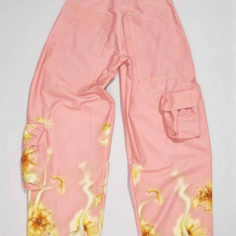 Collina Strada Lawn Cargo Pant in Basically Melon Sz Small pink w/Yellow Flowers